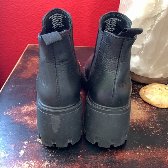 Steve Madden slip on Moto bootie 5 preowned - Picture 5 of 16